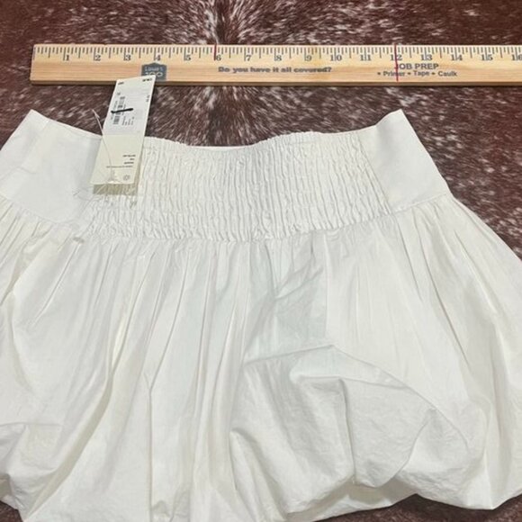 BDG White Bubble Hem Smocked Waist Cotton Mini Skirt Lined Y2K XS - Picture 11 of 11